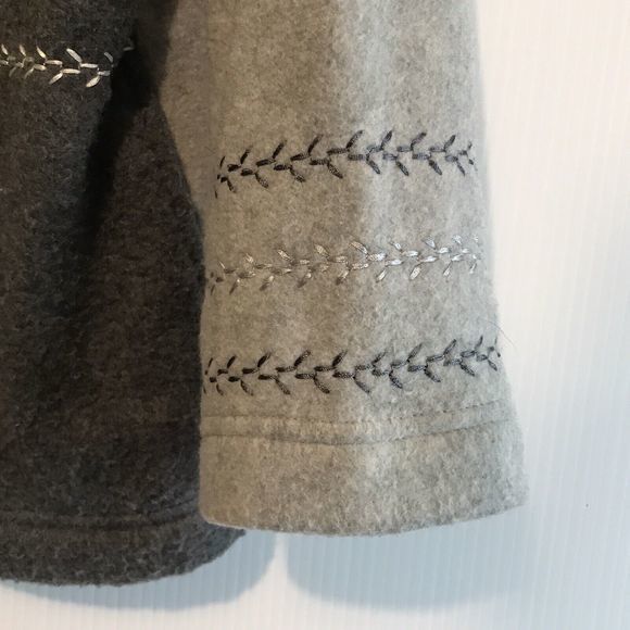 ALFRED DUNNER Women's size PM Jacket  Button Front Fleece Sweater Pockets Warm - Picture 6 of 7